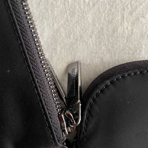 Lululemon Dual Pouch Wristlet - Picture 5 of 5